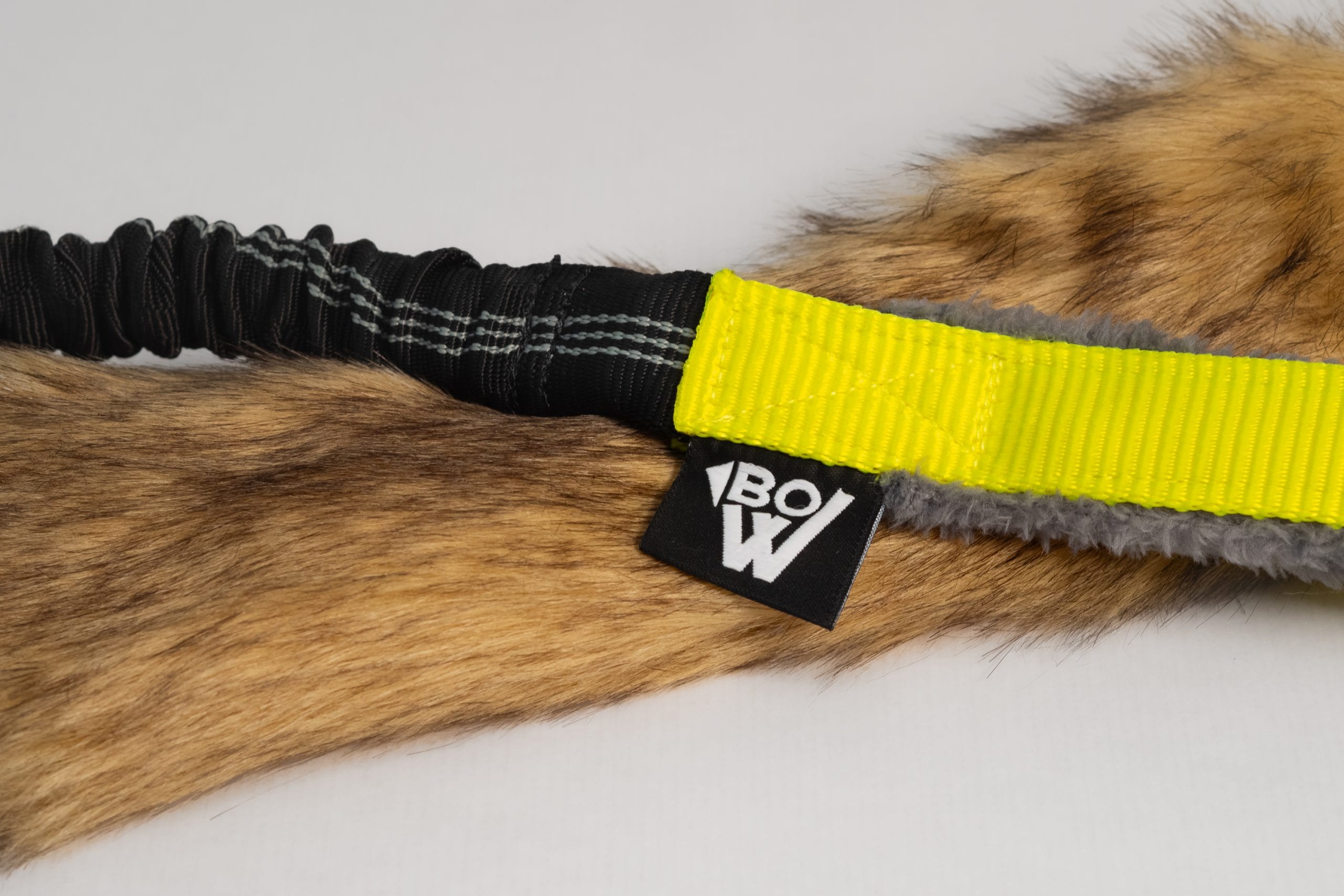 Mordedor para perro marca BOW modelo Risa pelo corto amarillo Mordedor para perro marca BOW modelo Risa pelo corto amarillo